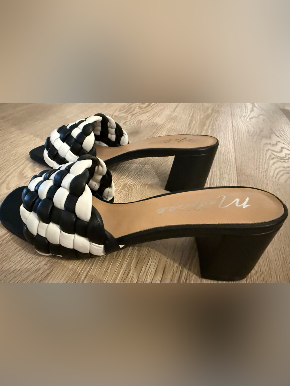 Matisse GiGi B & W Leather Med Heel Sandals Styled After Bottega Veneta Size 8M